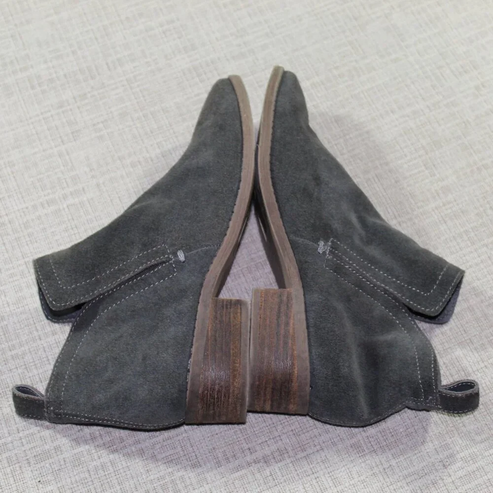 Dolce Vita Size 7.5 Tivon Ankle Boots Suede Uppers Charcoal Grey Split Sides